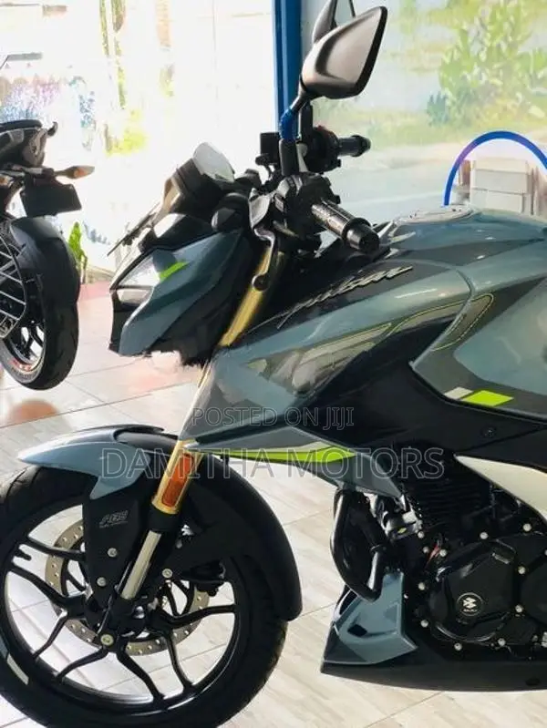 Bajaj Pulsar N160 Premium 2026