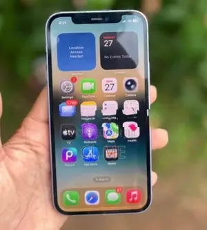 Apple iPhone 12 64GB (Used)
