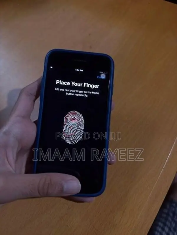 Apple iPhone 7 128GB (Used)