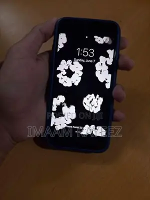 Apple iPhone 7 128GB (Used)