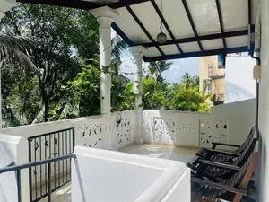 Fully Furnished Upstairs Apartment for Rent - Pannipitiya