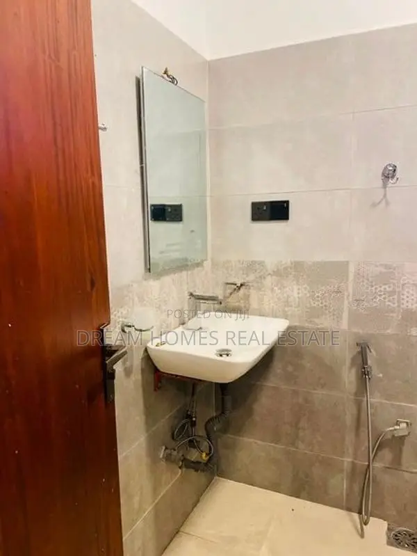Modern Two-Storey House for Sale in Thalawathugoda (Kalalgoda Road