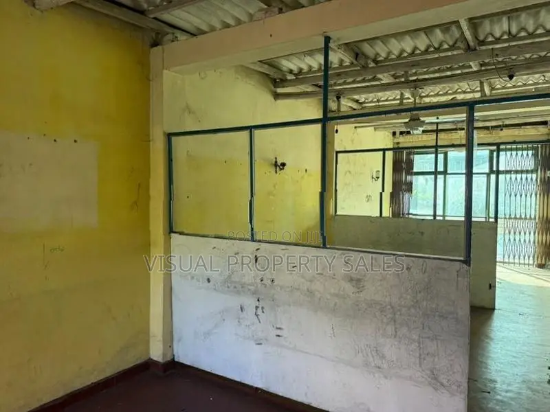 Building for Rent Peradeniya Road