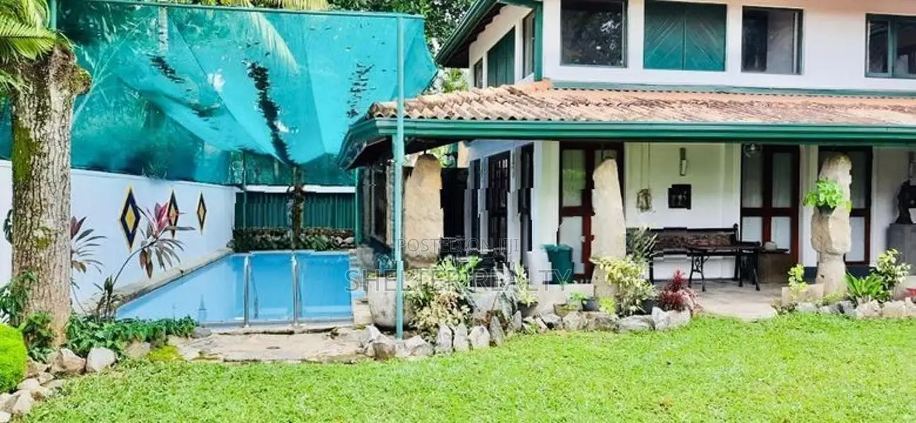 Luxury 4 Bedroom Villa Type House for Rent in Pitakotte