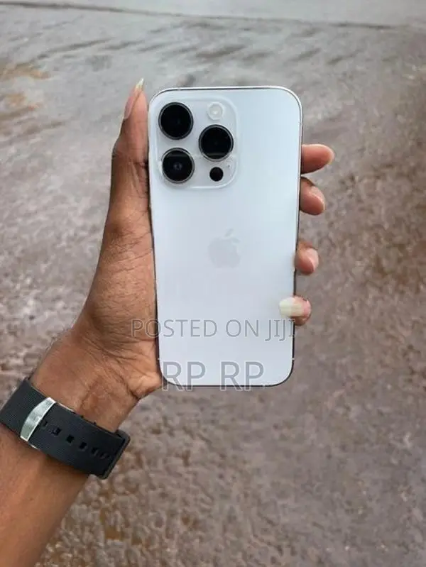 Apple iPhone 14 Pro 256GB (Used)