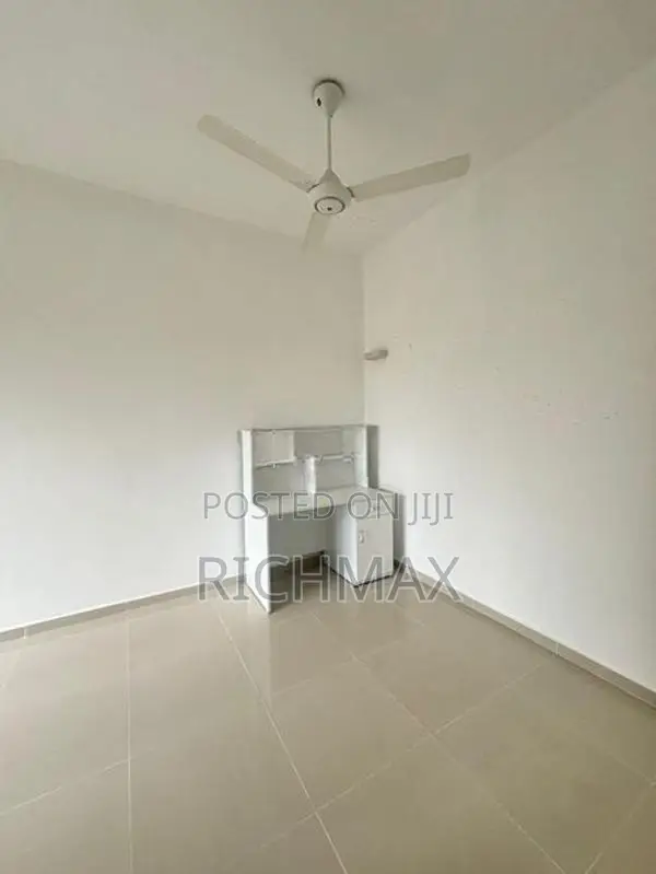 1st floor house for rent in Kalubowila