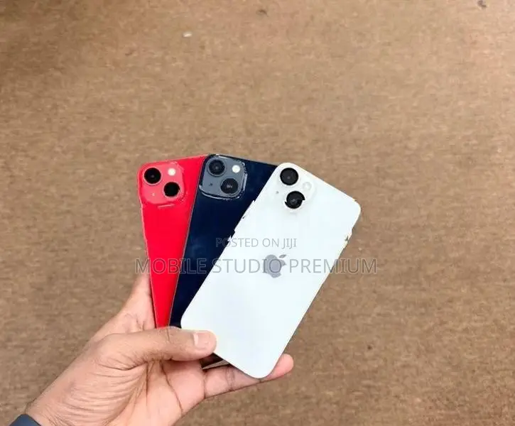 Apple iPhone 13 (Used)