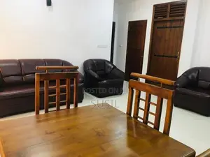 Fully Furnished Upstairs Apartment for Short term Rent – Maharagama