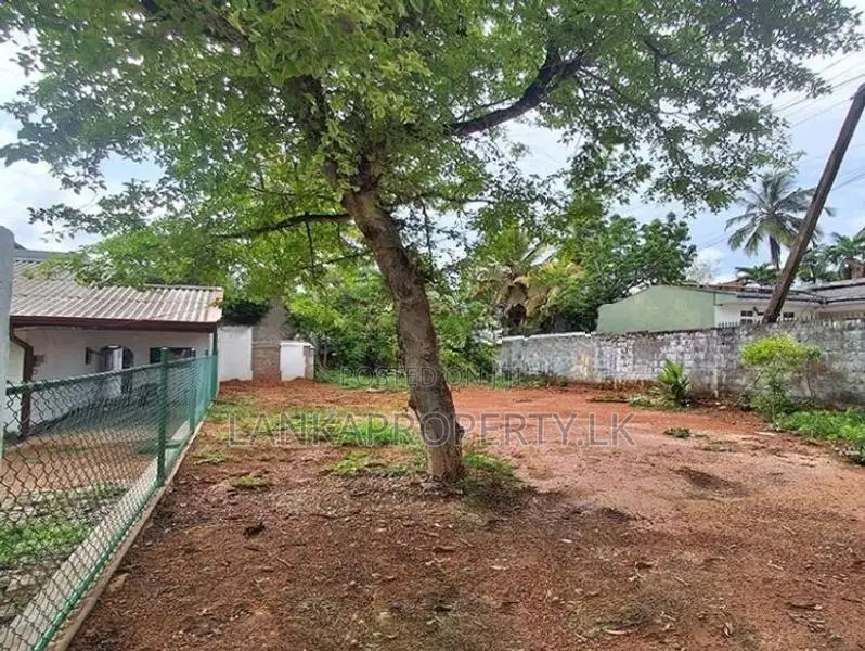 Valuable Residential Land for Sale at Yakkala