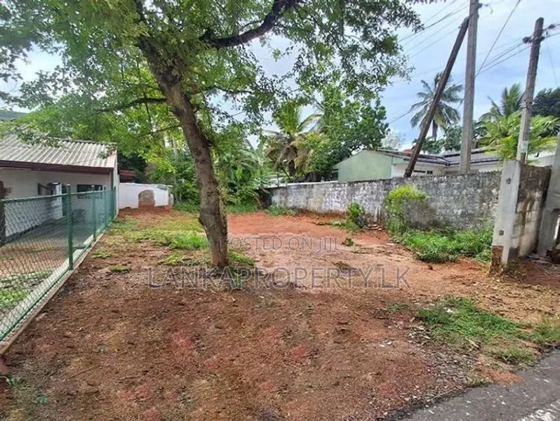 Valuable Residential Land for Sale at Yakkala