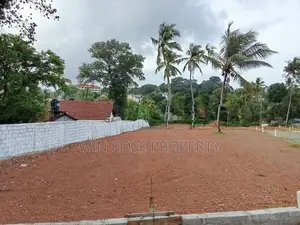 Land for Sale in Kandana Town