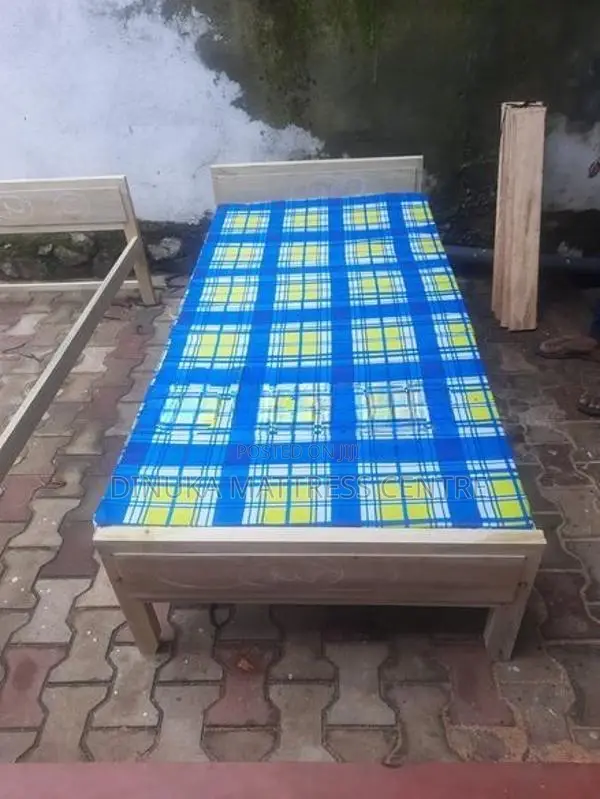 Single Bed with Mattress 6×3