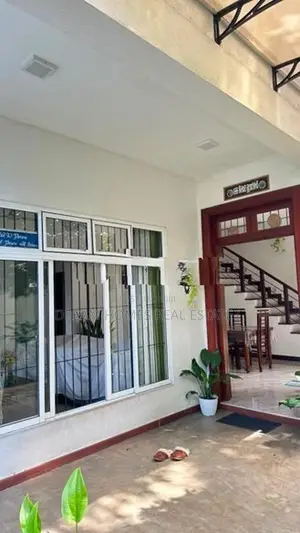 13.9 Perches 4 Bedrooms House For Sale Athurugiriya Korathota