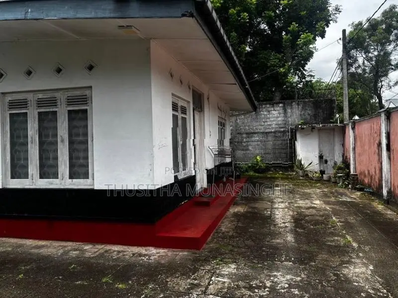 Land for Sale in Battaramulla Close to Parliament