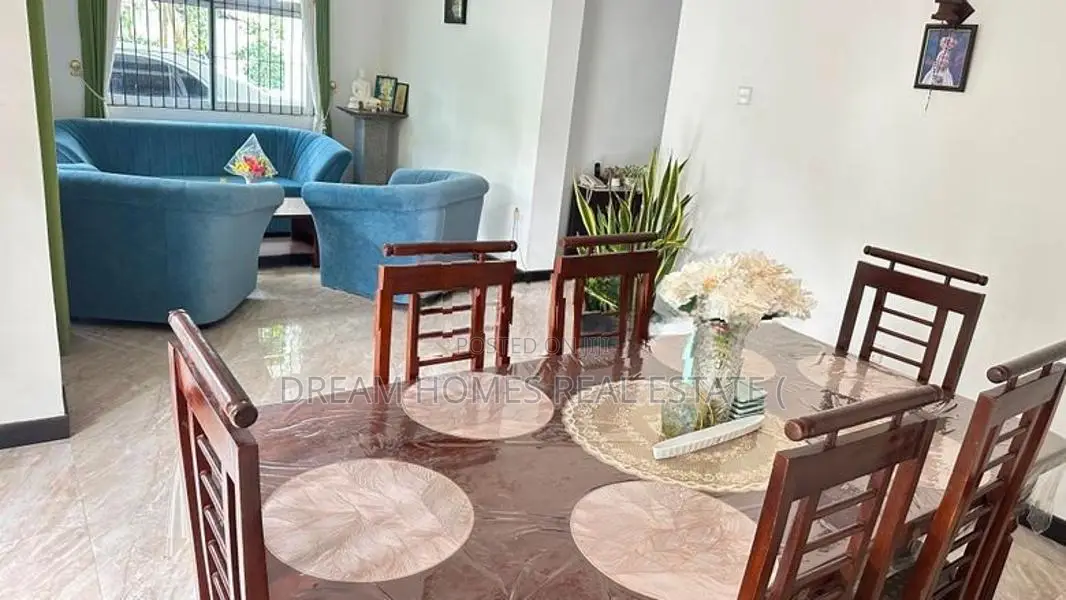 13.9 Perches 4 Bedrooms House For Sale Athurugiriya Korathota