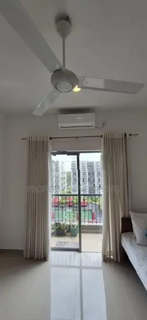 Malabe 3 Bedroom Semi Furnished Apartment for Rent
