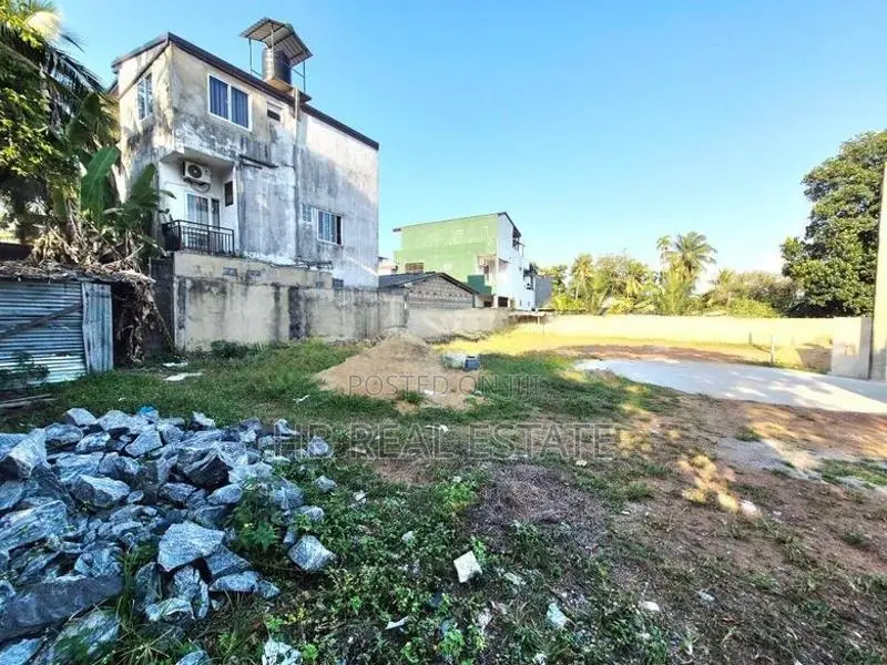 9 Perches Residential Bare Land For Sale