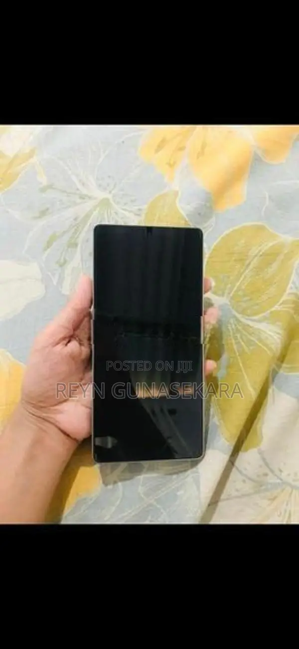 Samsung Galaxy S25 Ultra (Used)
