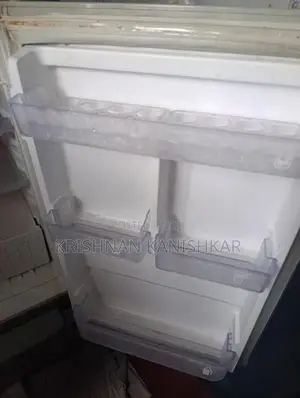 Refregerator