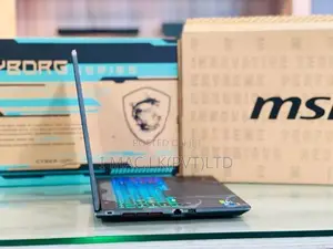 Msi Cyborg 15 Core 7 240H +RTX 5060 8GB VGA16GB RAM 512GB SSD Laptop