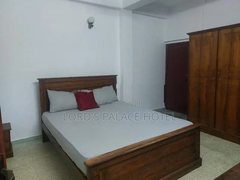 2 BHK Furnished House in Wellawatte