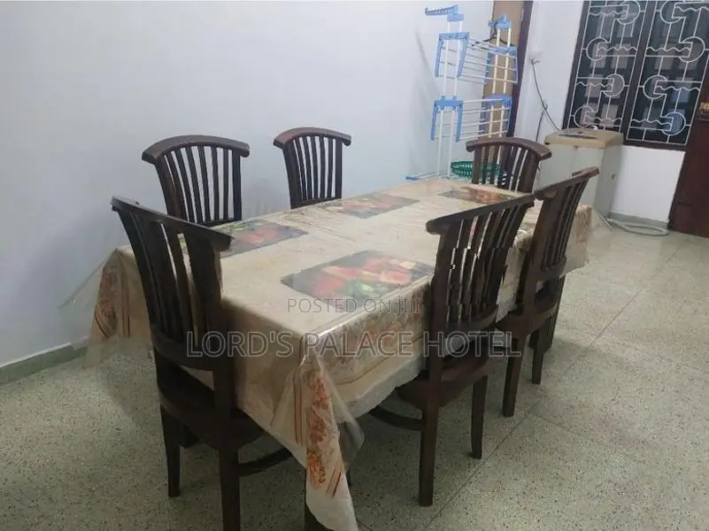 2 BHK Furnished House in Wellawatte