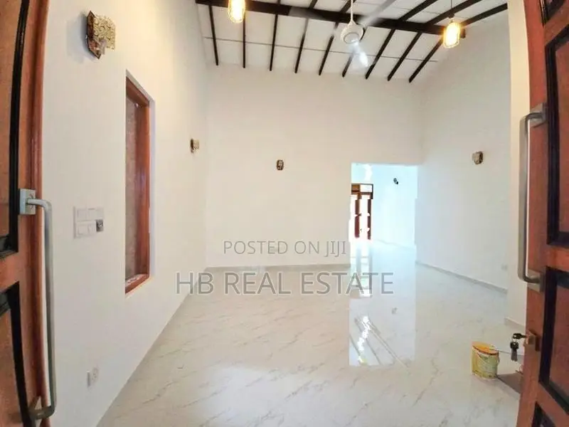 Newly Build Luxury Single Story House For Sale-Kesbewa