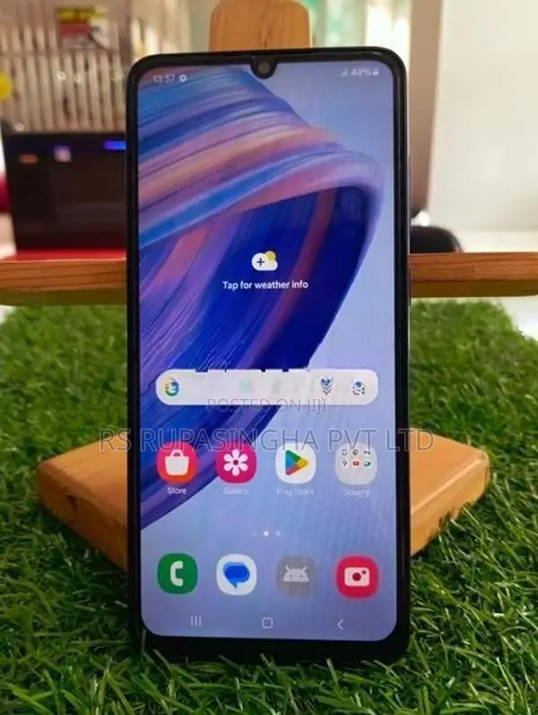 Samsung Galaxy F05 4GB / 64GB (Used)