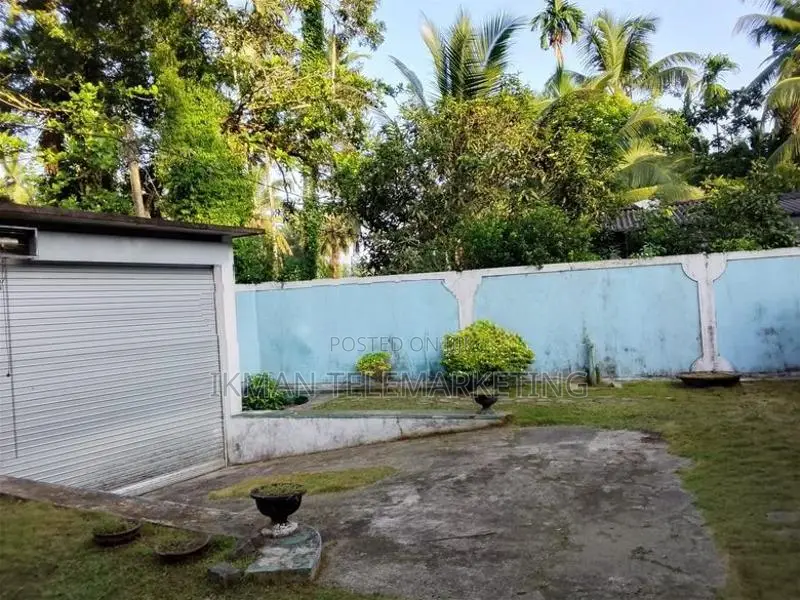 House for Sale In Meegoda, Dampe (Homagama, Colombo)