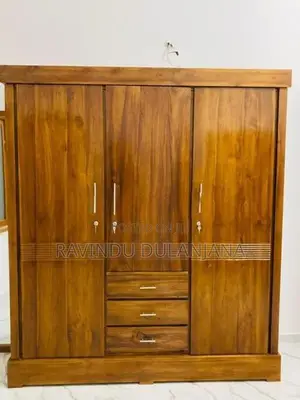 Teak Almari 3 Door