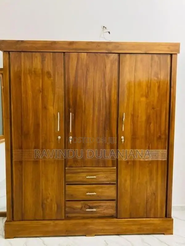 Teak Almari 3 Door