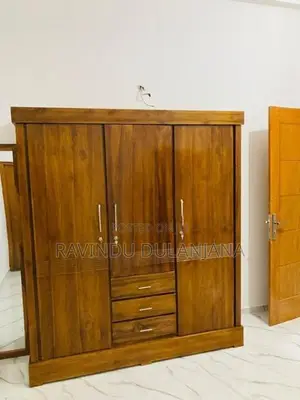 Teak Almari 3 Door