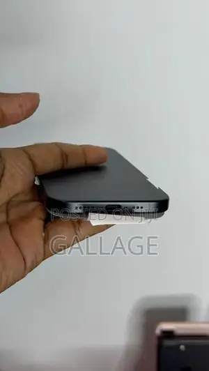 Apple iPhone 16 128GB Full Set Box (Used)