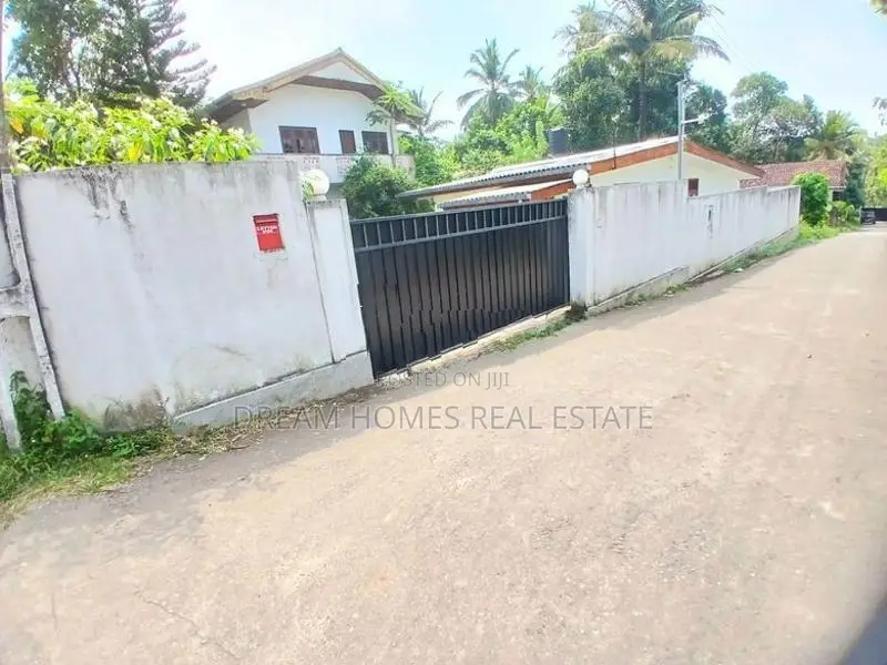 Fully Furnished 3 Bed House for Rent Pelanwaththa