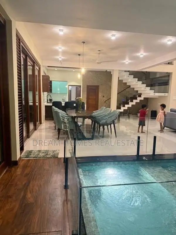 Boralesgamuwa Luxury Fully Furnished Brand New Villa for Rent