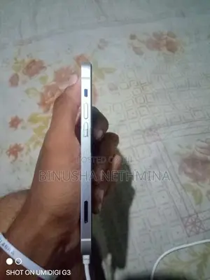 Apple iPhone 12 (Used)
