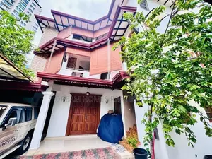 Luxury Multi-Unit House for Sale – Prime Location, Rajagiriya