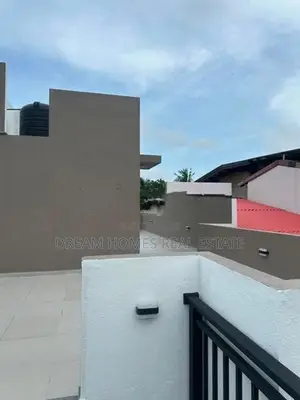 Super Luxury Gated New House Boralesgamuwa