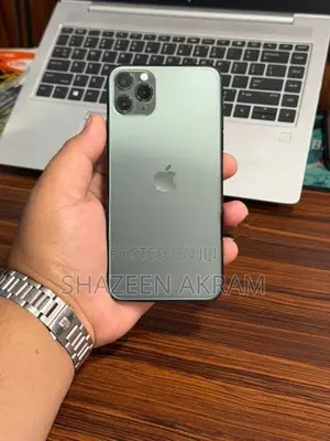 Apple iPhone 11 Pro Max (Used)