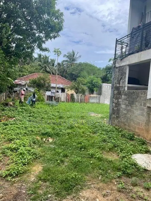 Moratuwa 16.68 Perches Prime Land for Sale
