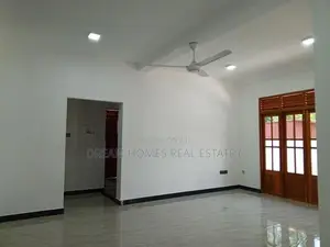 4 Bedroom House for Sale – Kandana
