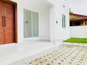 Brand-New Luxury 3-Storey House for Sale – Kadana