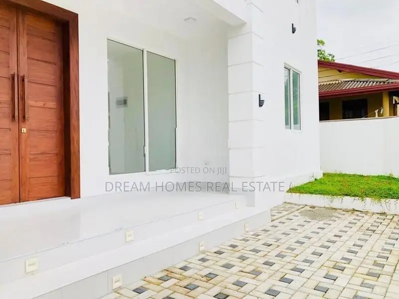 Brand-New Luxury 3-Storey House for Sale – Kadana