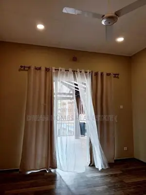 5 Bedroom House for Sale in Ja-Ela