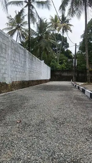 Super Luxury Land for Sale in Kottawa