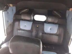 Bajaj RE 205 Three Wheel 2011