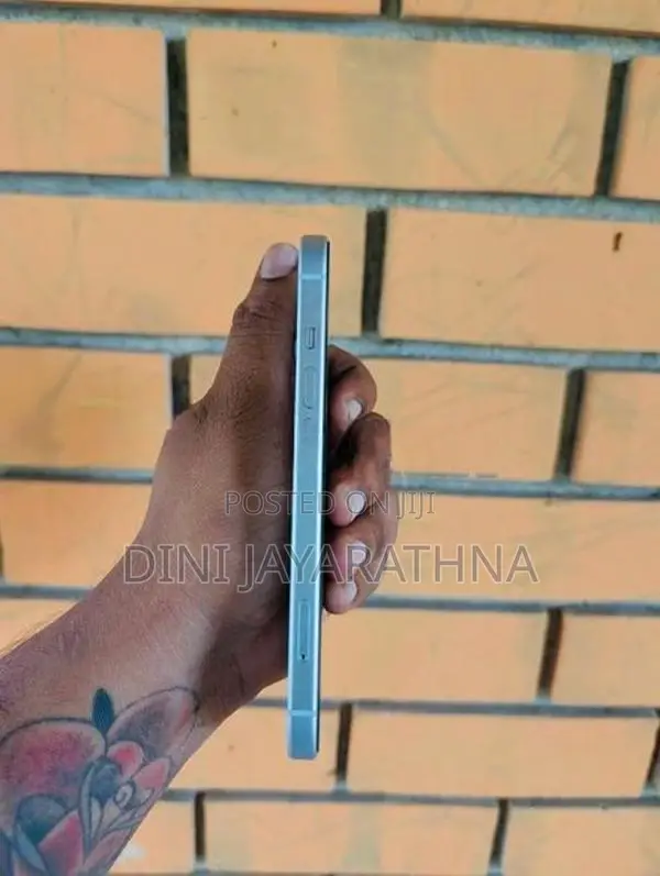 Apple iPhone 15 (Used)