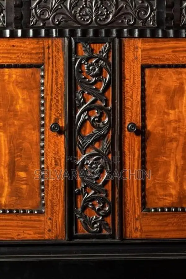 19th Century Ceylonese Indo-Dutch Satinwood and Ebony Cabinet