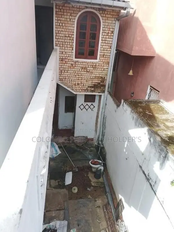House for Sale in Dehiwala