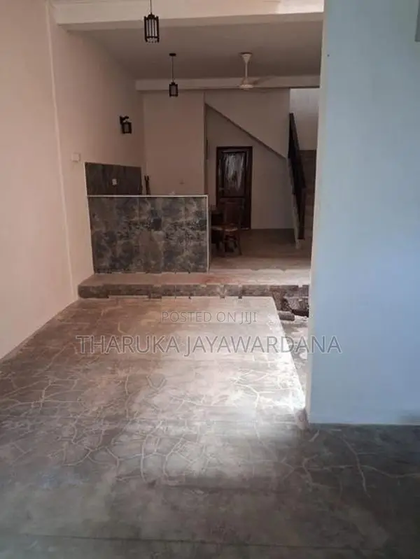 Two story House for Rent Palawaththa